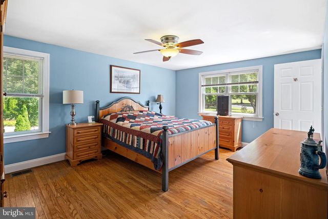 1674 FORT WASHINGTON AVE, Ambler, PA 19002