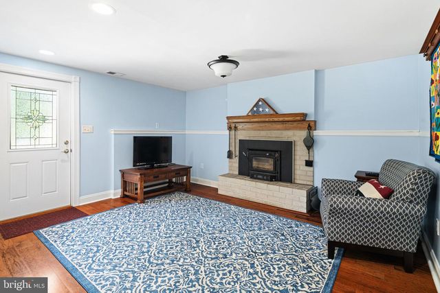 1674 FORT WASHINGTON AVE, Ambler, PA 19002
