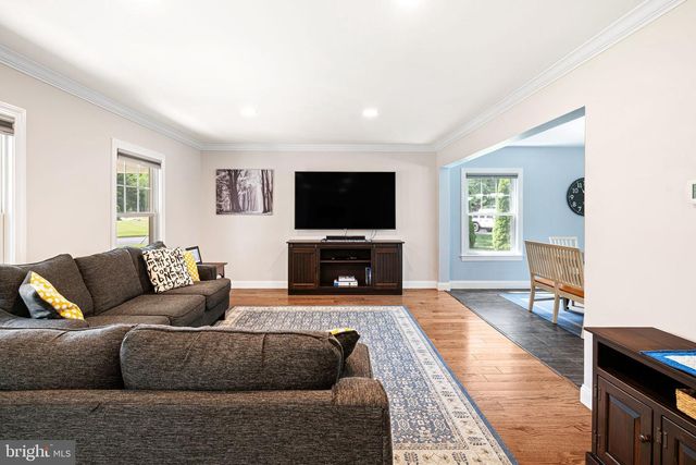 1674 FORT WASHINGTON AVE, Ambler, PA 19002