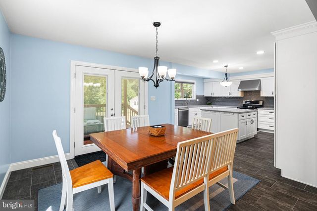 1674 FORT WASHINGTON AVE, Ambler, PA 19002