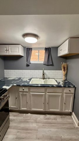 5121 S New England Avenue G, Chicago, IL 60638