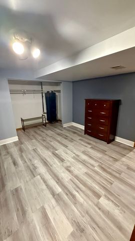 5121 S New England Avenue G, Chicago, IL 60638
