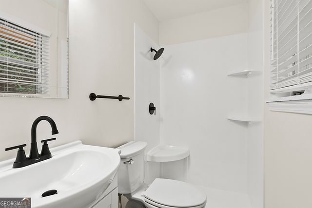 119 Colonial Road, Warner Robins, GA 31088