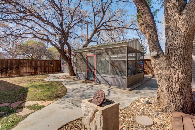 4712 60th Street, Lubbock, TX 79414