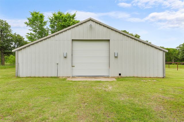 4895 Meadow Brze Court, Fort Worth, TX 76140