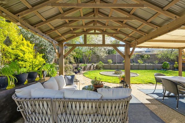 3620 Coral Bells Dr, El Dorado Hills, CA 95762