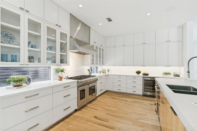 7514 Midbury Drive, Dallas, TX 75230
