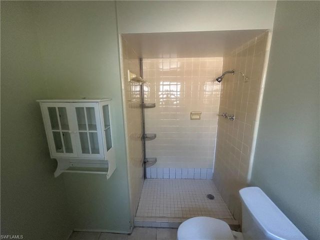 5 Broadway CIR, Fort Myers, FL 33901