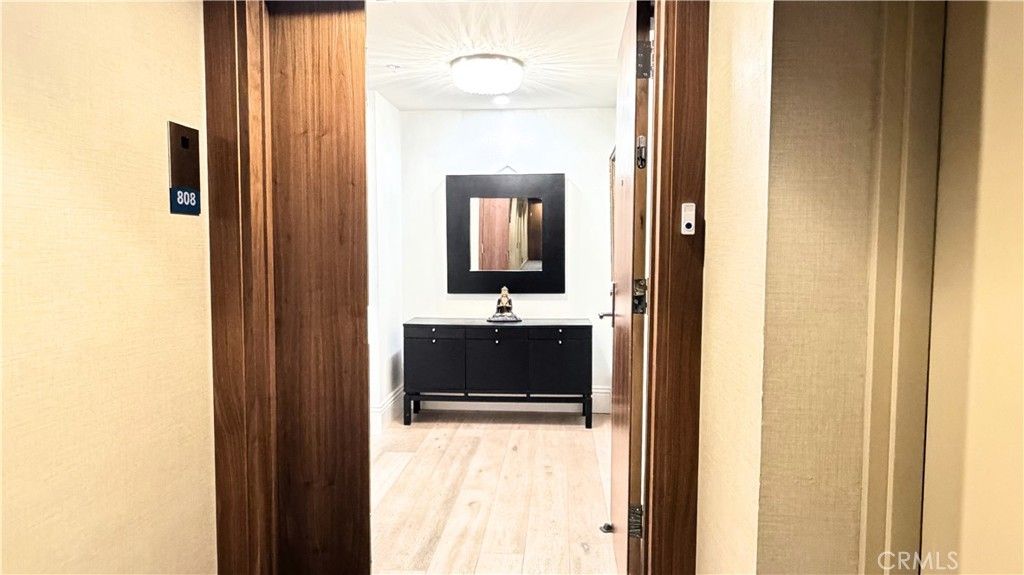 Image 30 of property listing at 3141 Michelson 808, Irvine, CA 92612