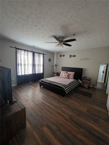 6102 Fairington Ridge Circle, Lithonia, GA 30038