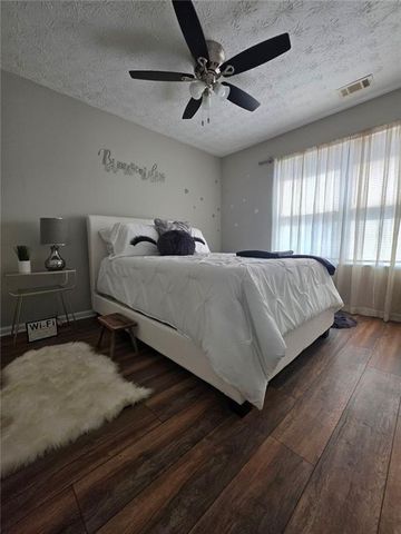 6102 Fairington Ridge Circle, Lithonia, GA 30038