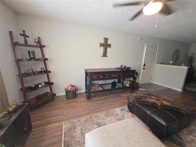 6102 Fairington Ridge Circle, Lithonia, GA 30038