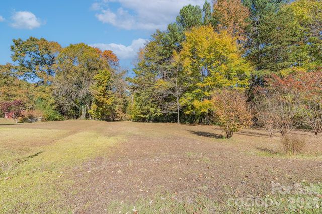 6040 Little Mountain Road, Clover, SC 29710