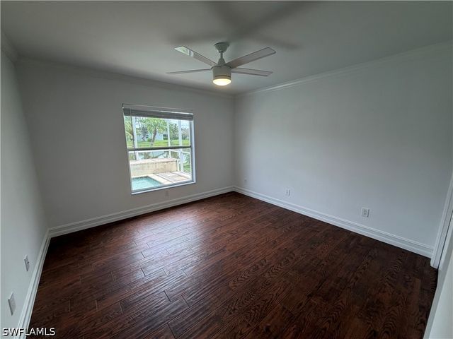 3425 Anton CT, Naples, FL 34109