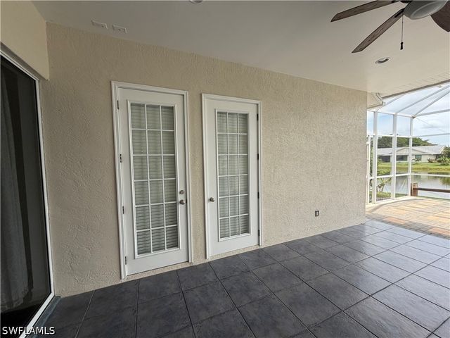 3425 Anton CT, Naples, FL 34109