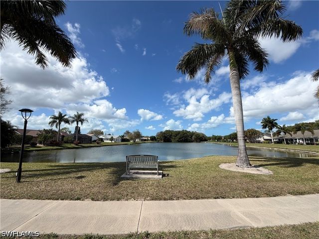 3425 Anton CT, Naples, FL 34109