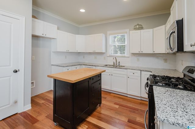 3889 JAMES HILL CIRCLE, Hoover, AL 35226