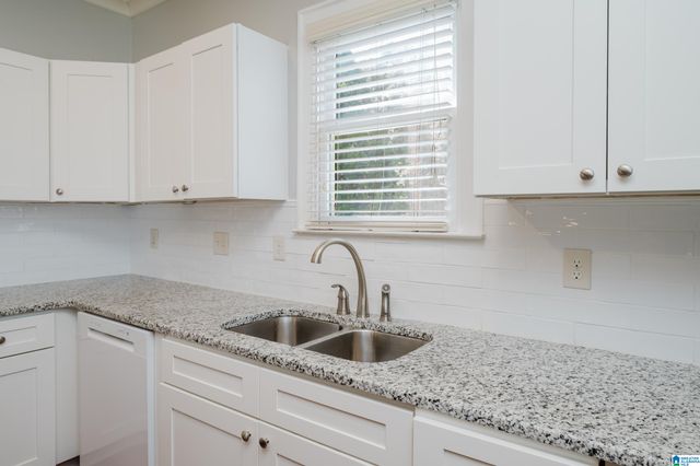 3889 JAMES HILL CIRCLE, Hoover, AL 35226