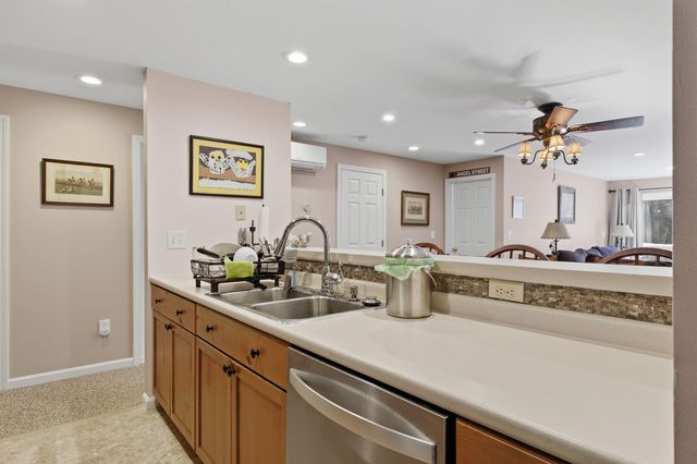 5 White Oak Ln Unit 5, Lincoln, NH 03251