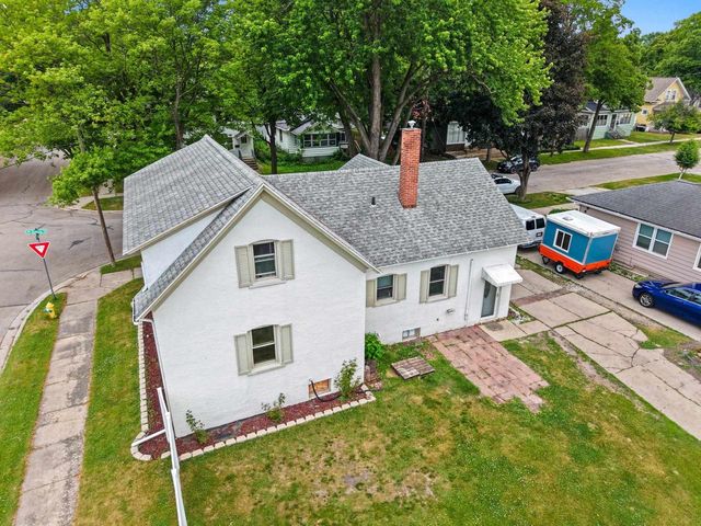 907 ELMORE STREET, Green Bay, WI 54303