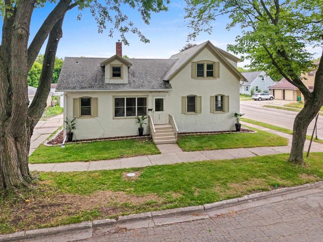 907 ELMORE STREET, Green Bay, WI 54303