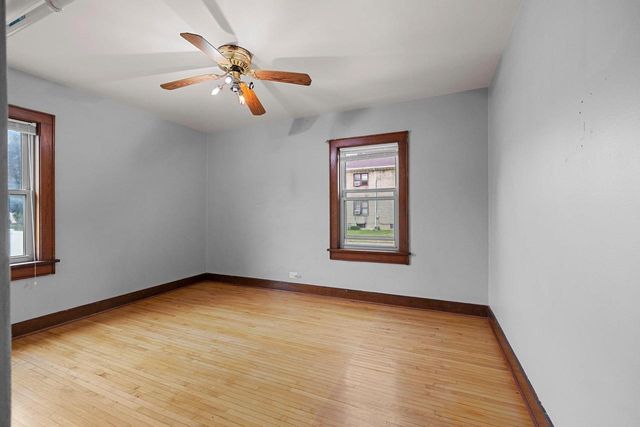 907 ELMORE STREET, Green Bay, WI 54303