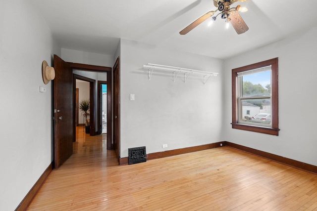 907 ELMORE STREET, Green Bay, WI 54303
