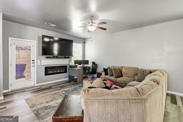 5880 Seabright Lane, Atlanta, GA 30349