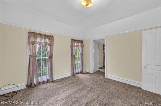 8045 Chilson Road, Pinckney, MI 48169