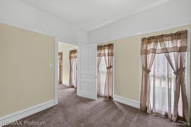 8045 Chilson Road, Pinckney, MI 48169