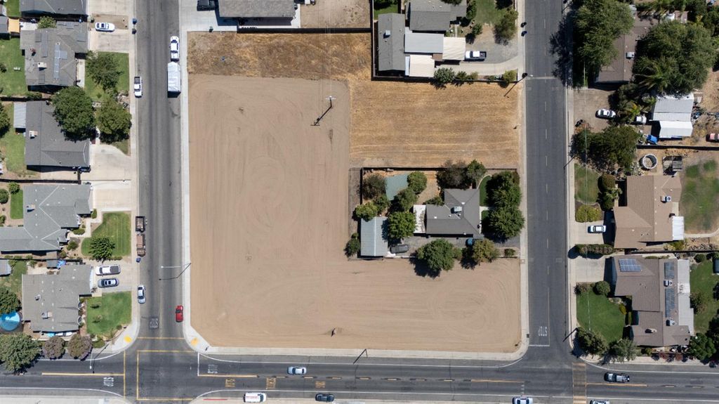 0 N Hayes Avenue, Dinuba, CA 93618