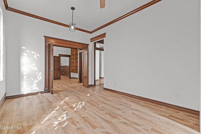 1127 WYOMING Avenue, El Paso, TX 79902