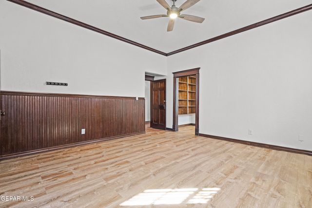 1127 WYOMING Avenue, El Paso, TX 79902