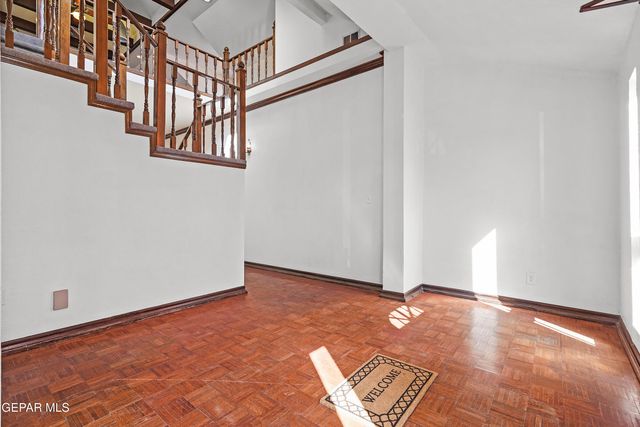 1127 WYOMING Avenue, El Paso, TX 79902