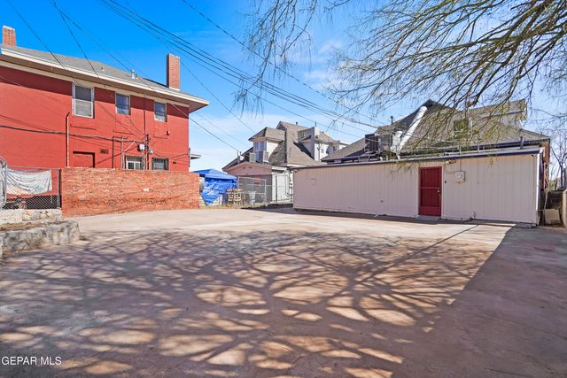 1127 WYOMING Avenue, El Paso, TX 79902