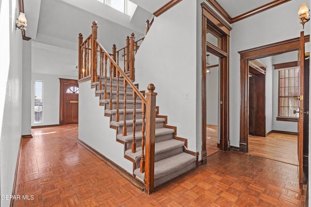 1127 WYOMING Avenue, El Paso, TX 79902