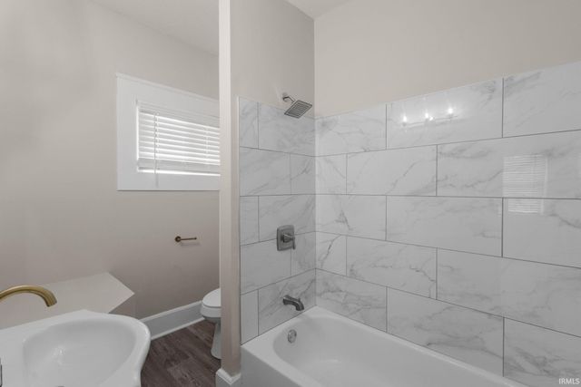 1123 S 21st Street, South Bend, IN 46615