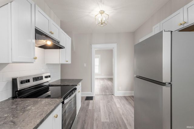 1123 S 21st Street, South Bend, IN 46615