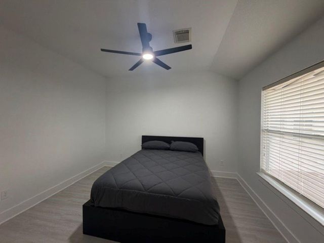 38 Aria Ln, The Woodlands, TX 77382