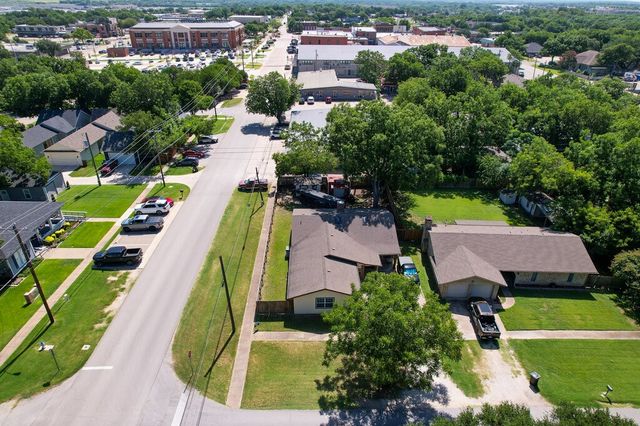 120 N 5th Street, Midlothian, TX 76065