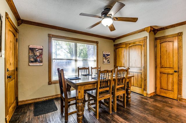 120 N 5th Street, Midlothian, TX 76065