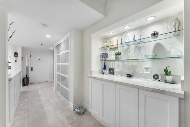 6420 Boca Del Mar Drive 201, Boca Raton, FL 33433