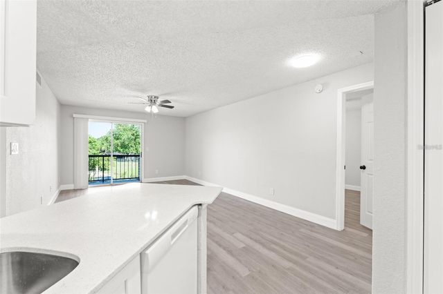 1932 LAKE ATRIUMS CIRCLE 69, Orlando, FL 32839