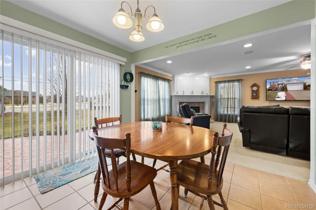 56543 Hastings Drive, Macomb Township, MI 48042