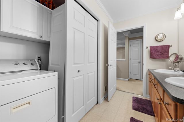 56543 Hastings Drive, Macomb Township, MI 48042