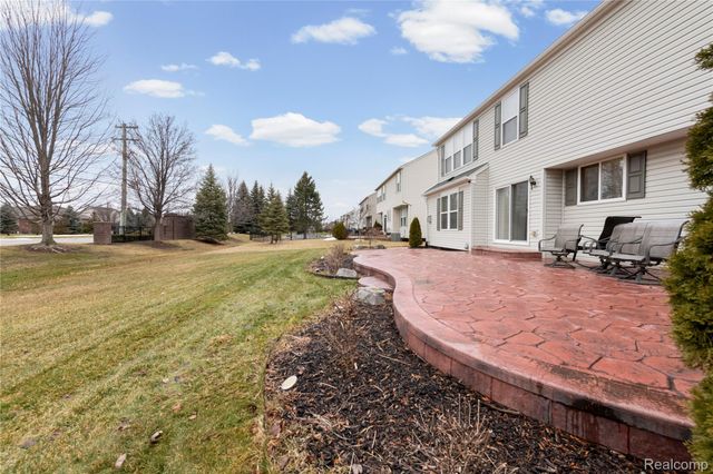 56543 Hastings Drive, Macomb Township, MI 48042