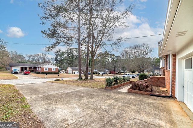 103 Creekmoor Way, Stockbridge, GA 30281