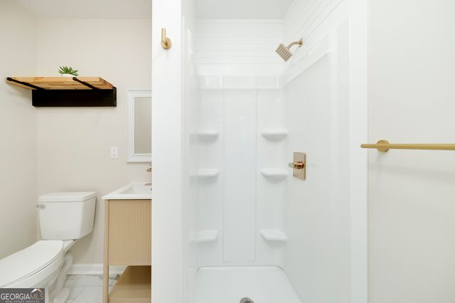 103 Creekmoor Way, Stockbridge, GA 30281