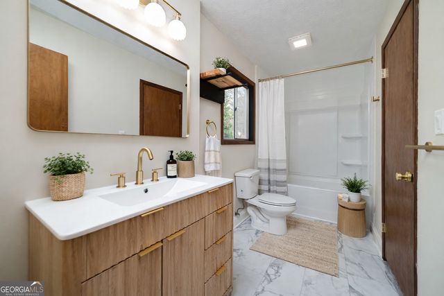 103 Creekmoor Way, Stockbridge, GA 30281