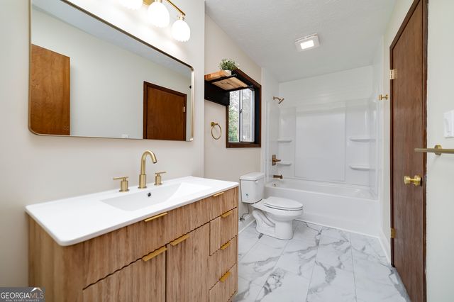 103 Creekmoor Way, Stockbridge, GA 30281